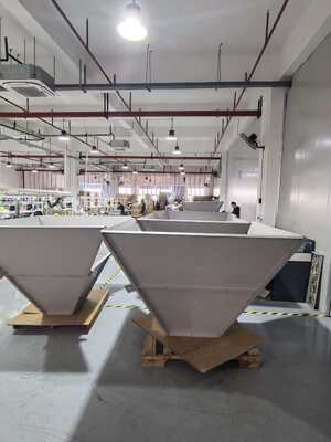 Antena de bocina direccional de banda ancha 100-1000 MHz aplicada al área de comunicación